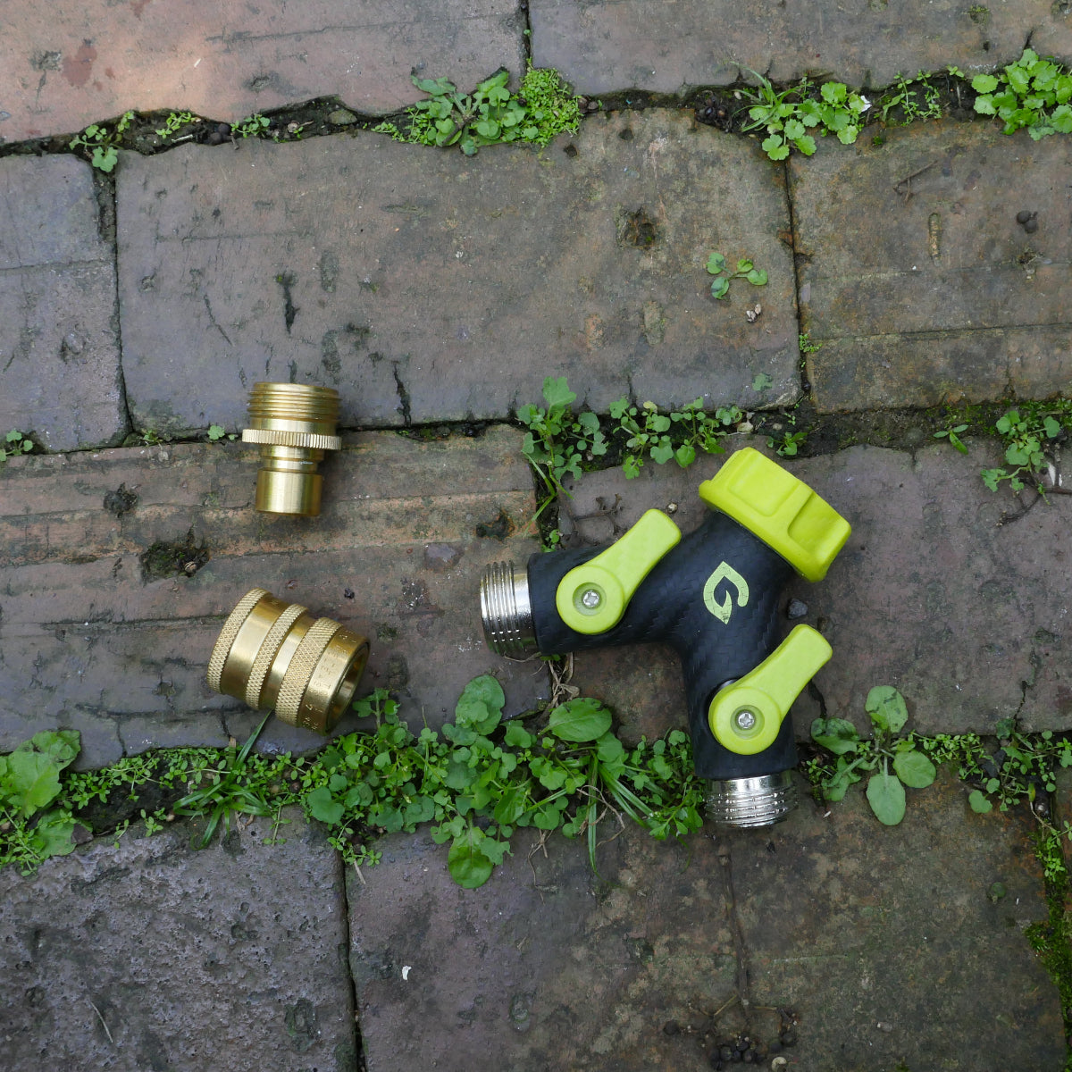 Paraden two way splitter set with quick connectors